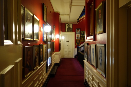 Enlarge photo 69