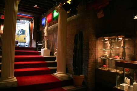 Enlarge photo 13