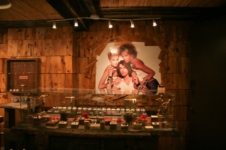 Enlarge photo 26
