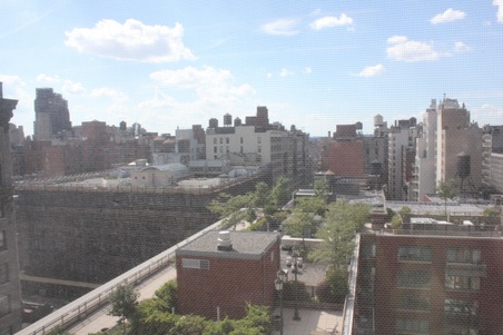 Enlarge photo 26