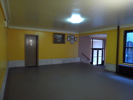 Enlarge photo 13