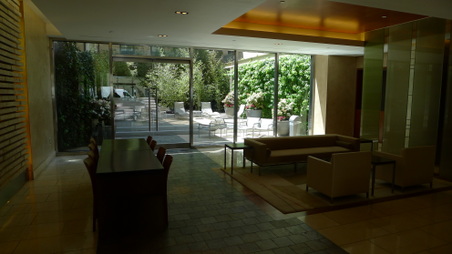 Enlarge photo 13