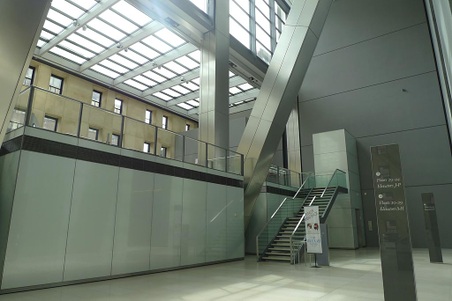 Enlarge photo 32