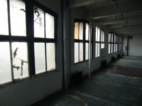 Enlarge photo 16