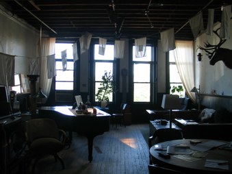 Enlarge photo 14