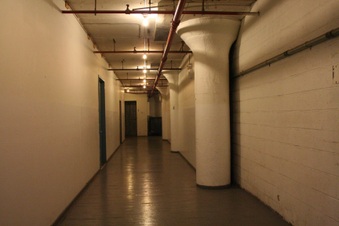 Enlarge photo 29