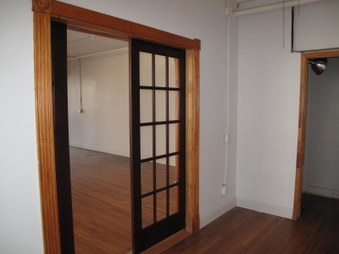 Enlarge photo 3