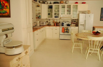Enlarge photo 19