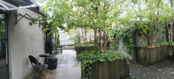 Enlarge photo 17