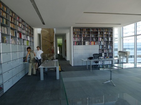 Enlarge photo 9