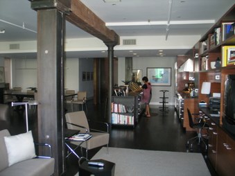 Enlarge photo 19