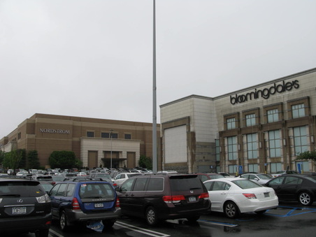 Roosevelt Field Mall