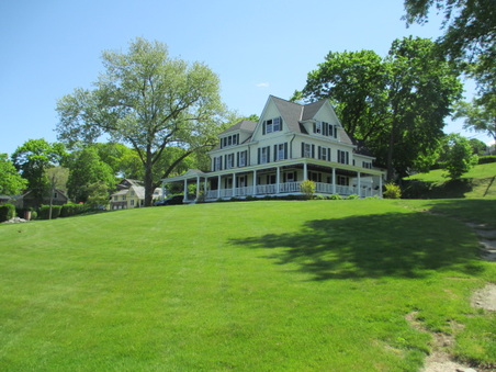 291 West Shore Rd, Huntington NY
