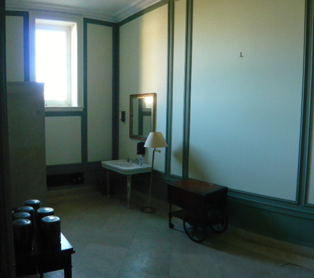 Enlarge photo 37