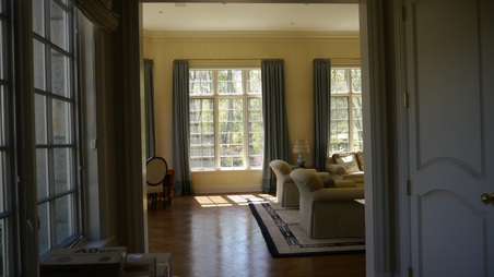 Enlarge photo 47