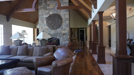 Enlarge photo 56