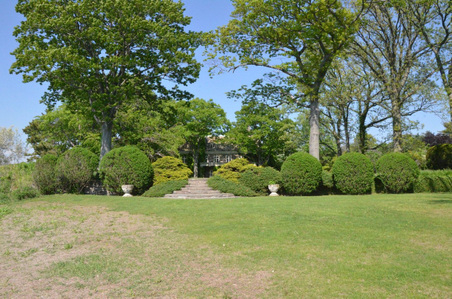 Enlarge photo 17