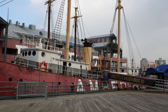 Enlarge photo 21