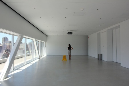 Enlarge photo 12