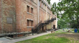 Enlarge photo 51