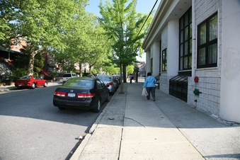 Enlarge photo 69