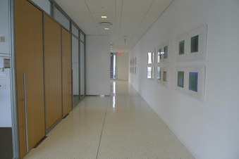 Enlarge photo 35