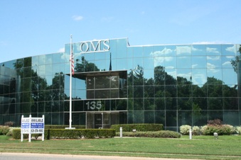 135 Maxess Rd