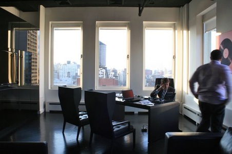 Enlarge photo 15