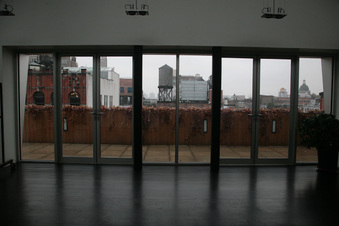Enlarge photo 24