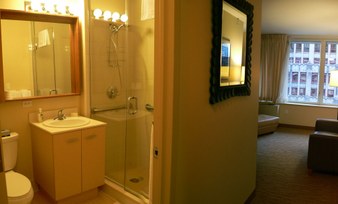 Enlarge photo 11