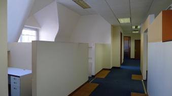 Enlarge photo 57