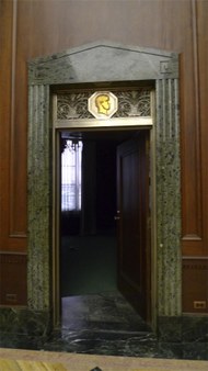 Enlarge photo 9