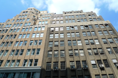 335 West 35th St - 10th Fl