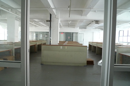 Enlarge photo 23