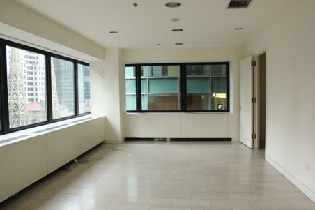 Enlarge photo 33