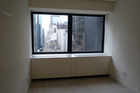 Enlarge photo 35
