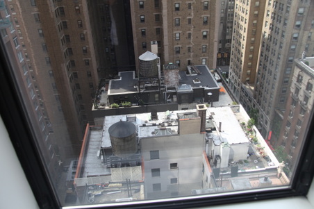 Enlarge photo 13