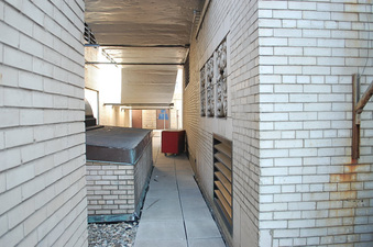Enlarge photo 76