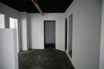 Enlarge photo 35