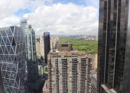 250 W 55TH ST