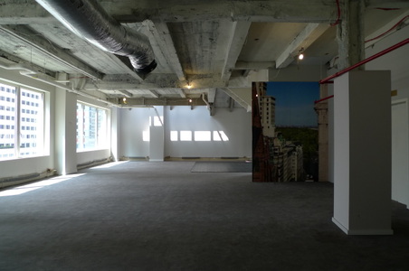 Enlarge photo 32