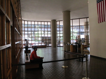Enlarge photo 16