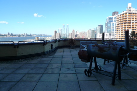 Enlarge photo 11
