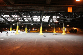 Enlarge photo 68