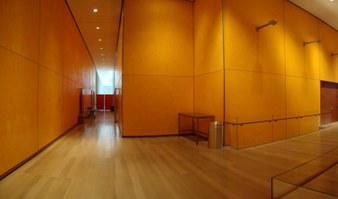 Enlarge photo 79