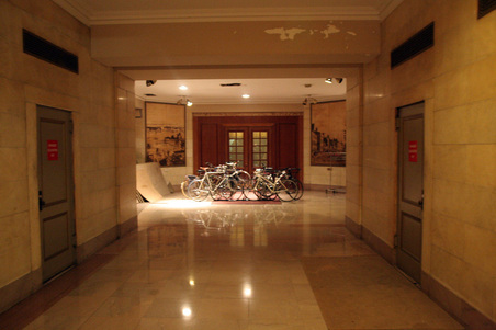 Enlarge photo 17
