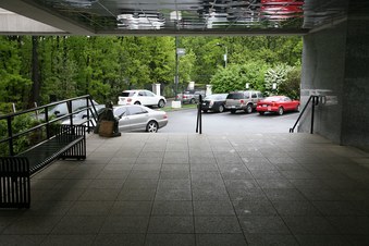 Enlarge photo 5