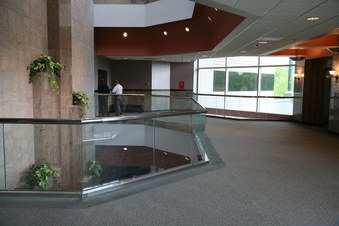 Enlarge photo 49