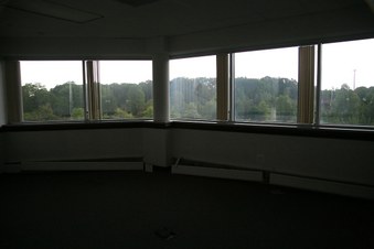 Enlarge photo 84