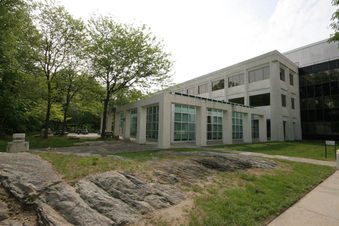 Enlarge photo 30